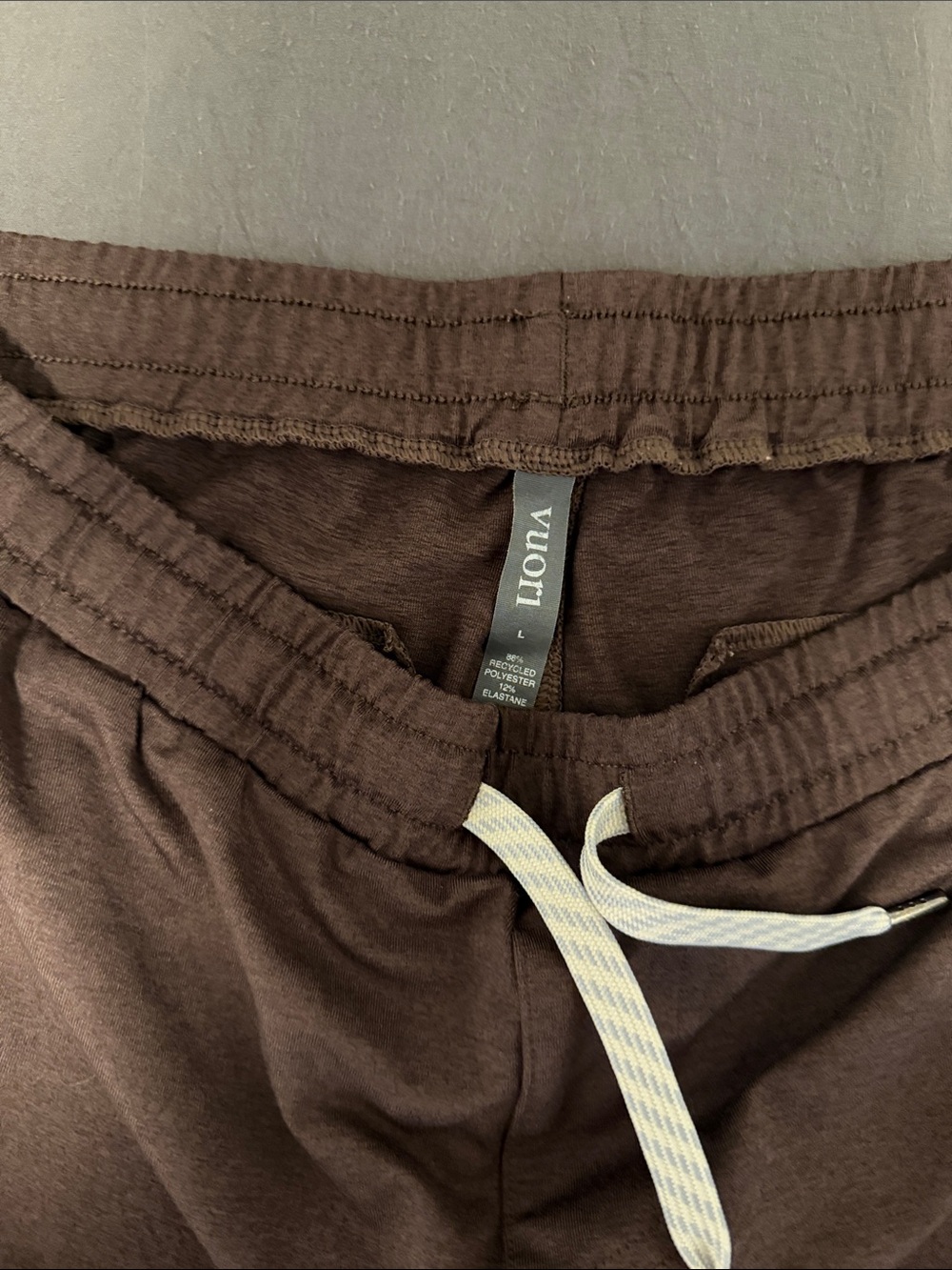 Vuori Sunday Performance Jogger - Picture 4 of 4